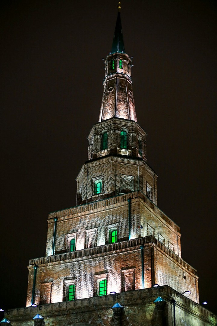 Башня Сююмбике,  Казань