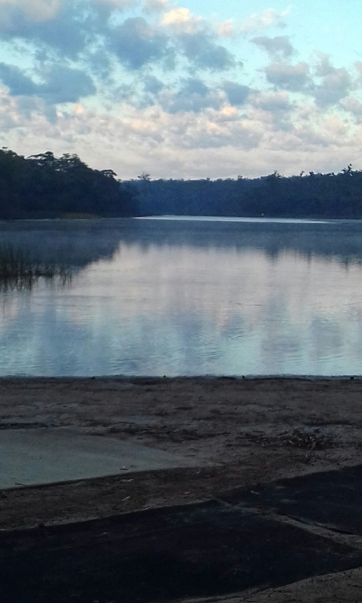 Lake Leschenaultia
