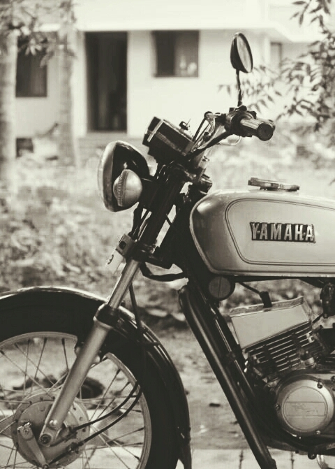 Yamaha Rx100