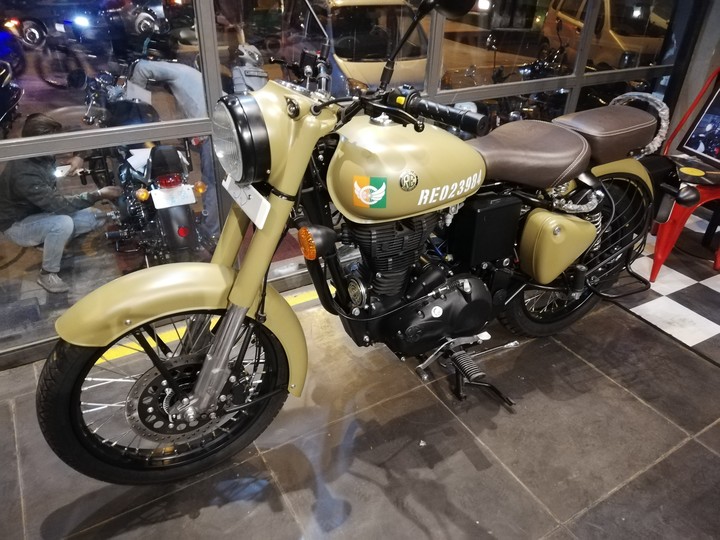 Royal Enfield Signals 350 - Special Edition