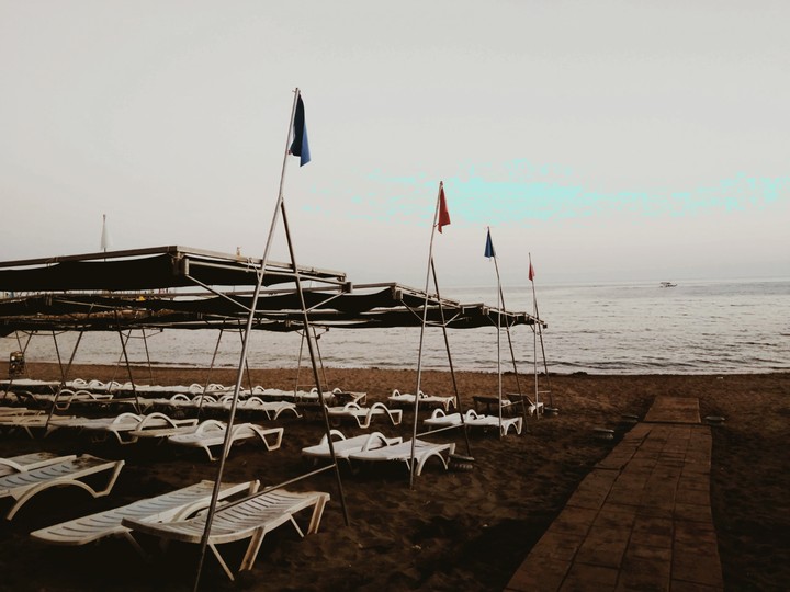 Море