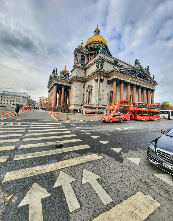 Санкт-Петербург
