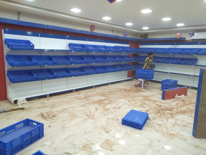 super market