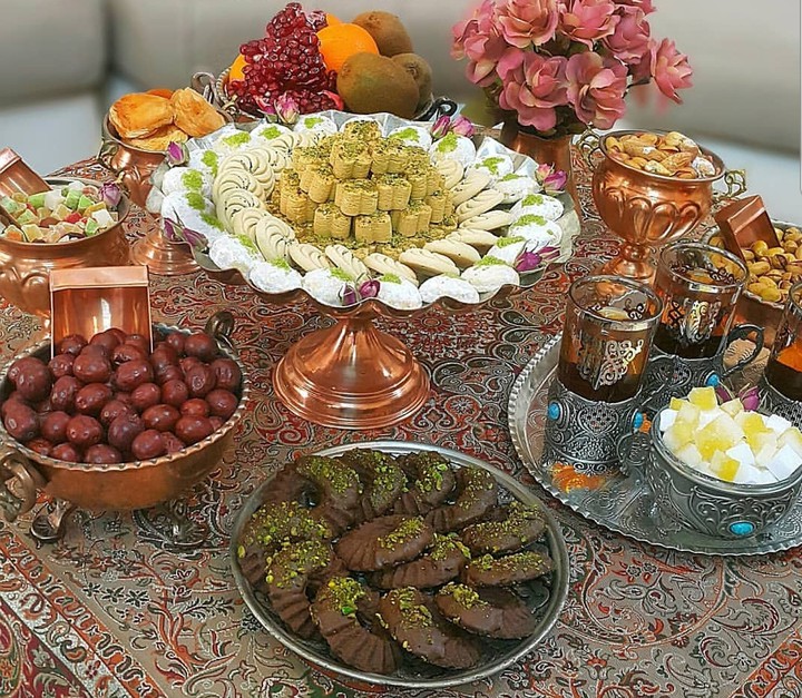 Help yourself ✔ last evening party my home ✌