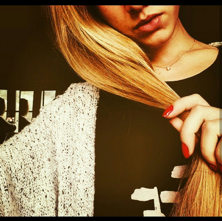 Lips Red Girl
