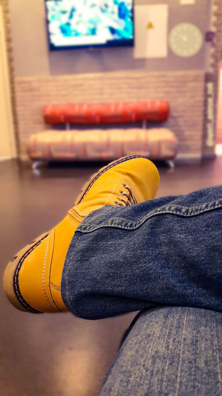 Footwear, Jeans, Sport style