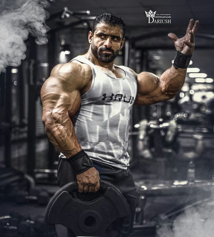 One of the best pro of all over world Hadi CHoopan