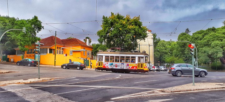 lisbon tram