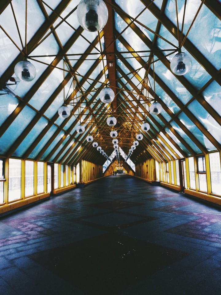 мост