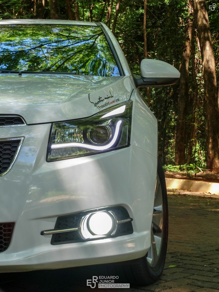 Chevrolet Cruze Hatch by EJR Photography