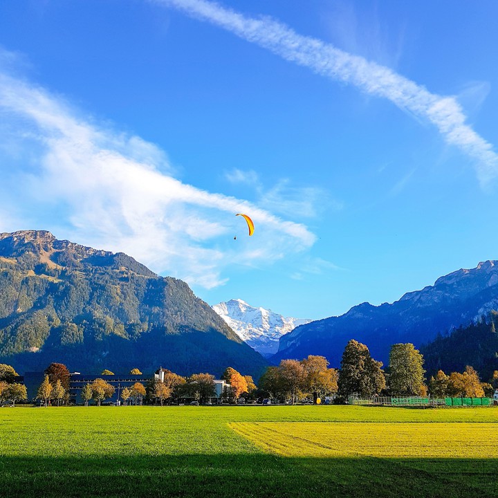 Paragliding