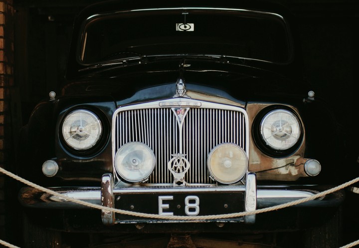 classic car owned by lady Lichfield! ☺