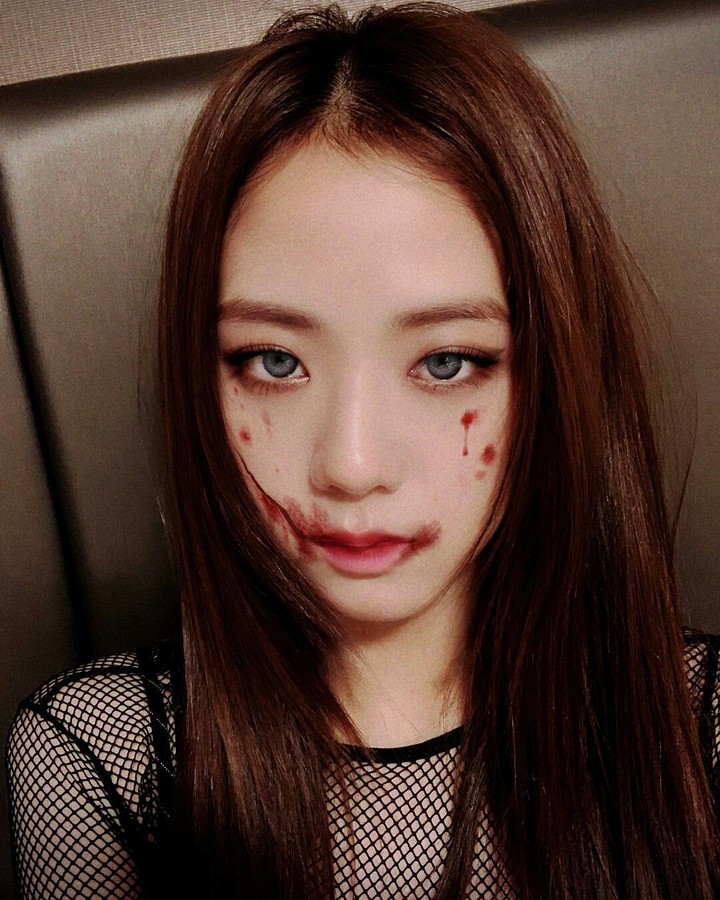 Jisoo heloween