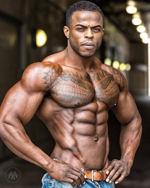 BODYBUILDER