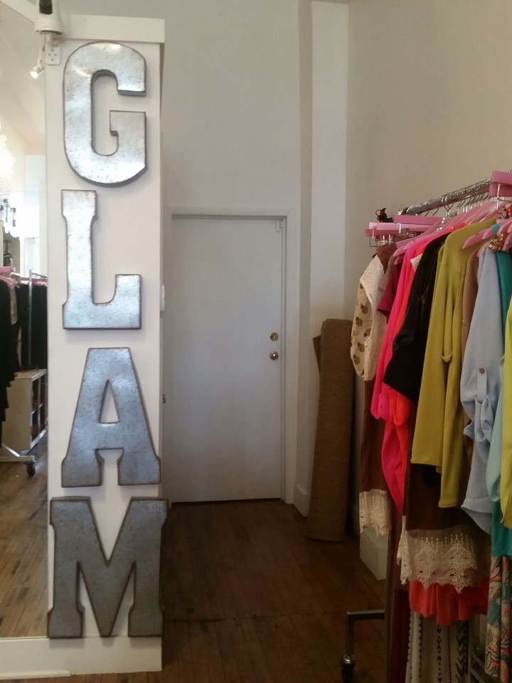 G L A M