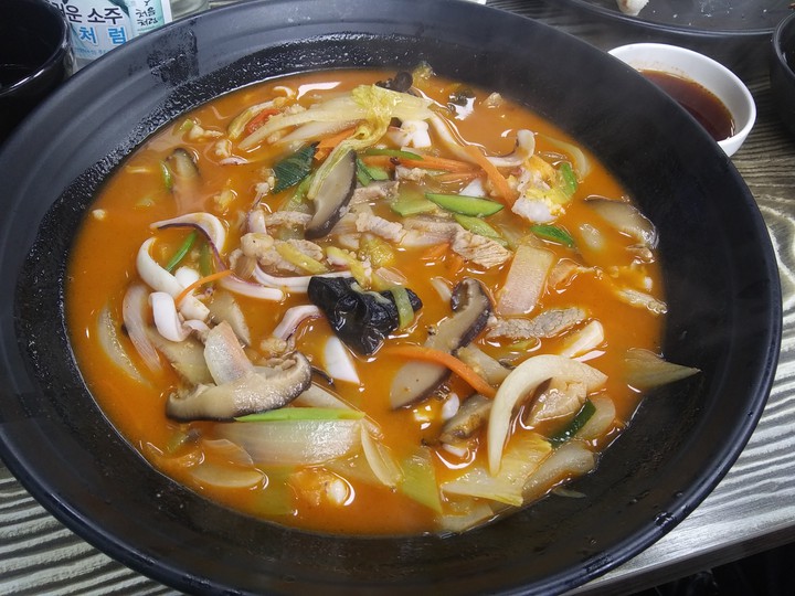 Jjambbong