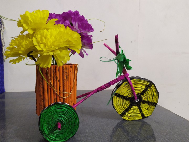 Pen Holder on wheels