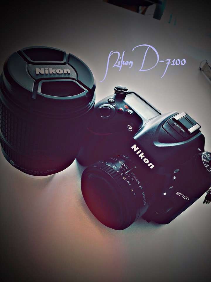 NIKON CAMERA