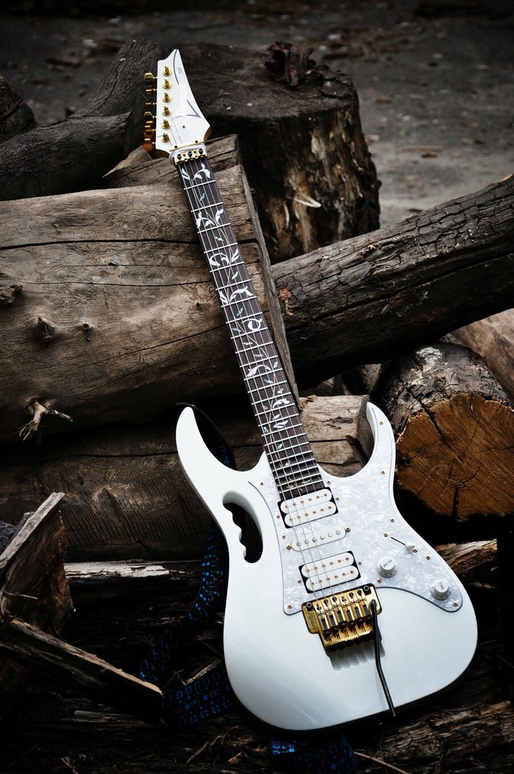 JEM 777wh