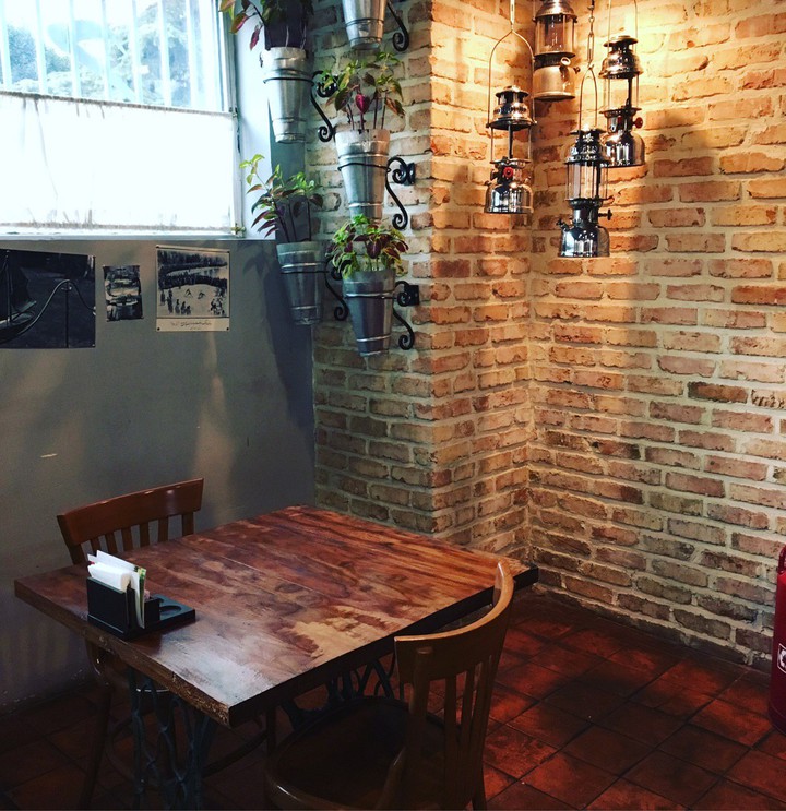Coffee shop