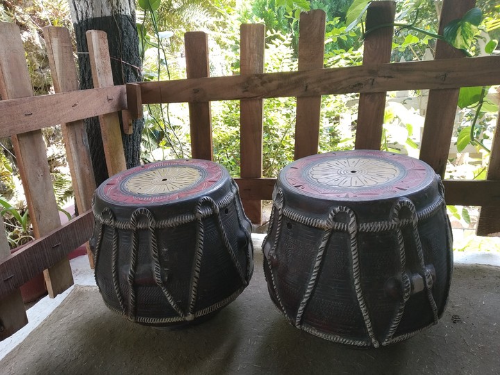 Sitting Tabla