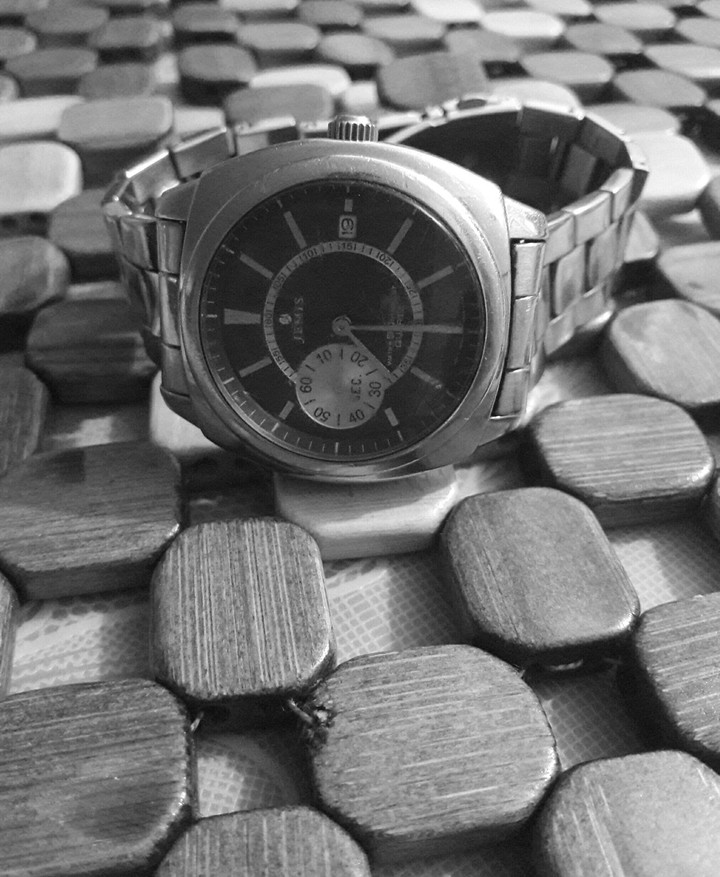 black & white _ watch