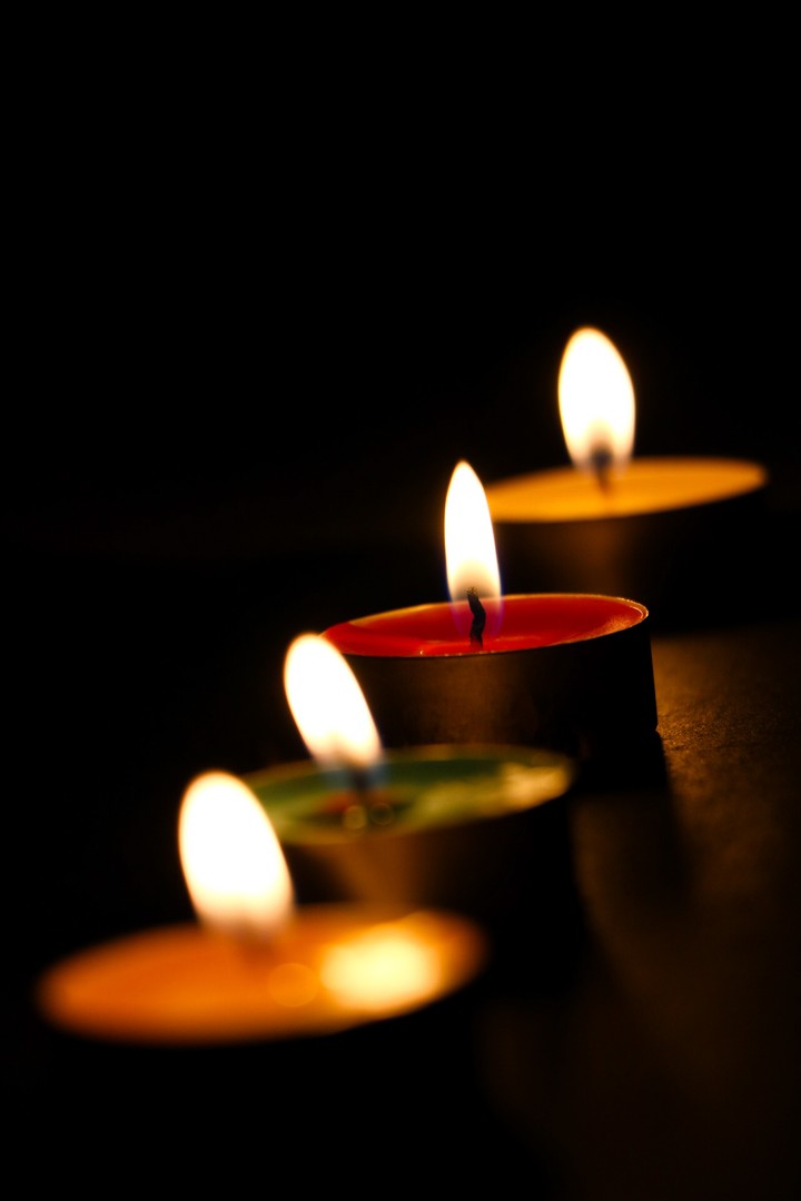 Light up the Candles