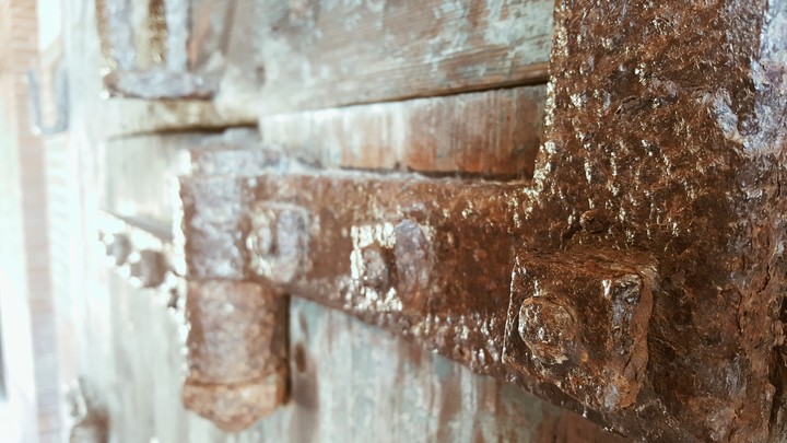 hinge