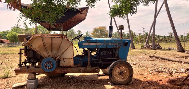 tractor