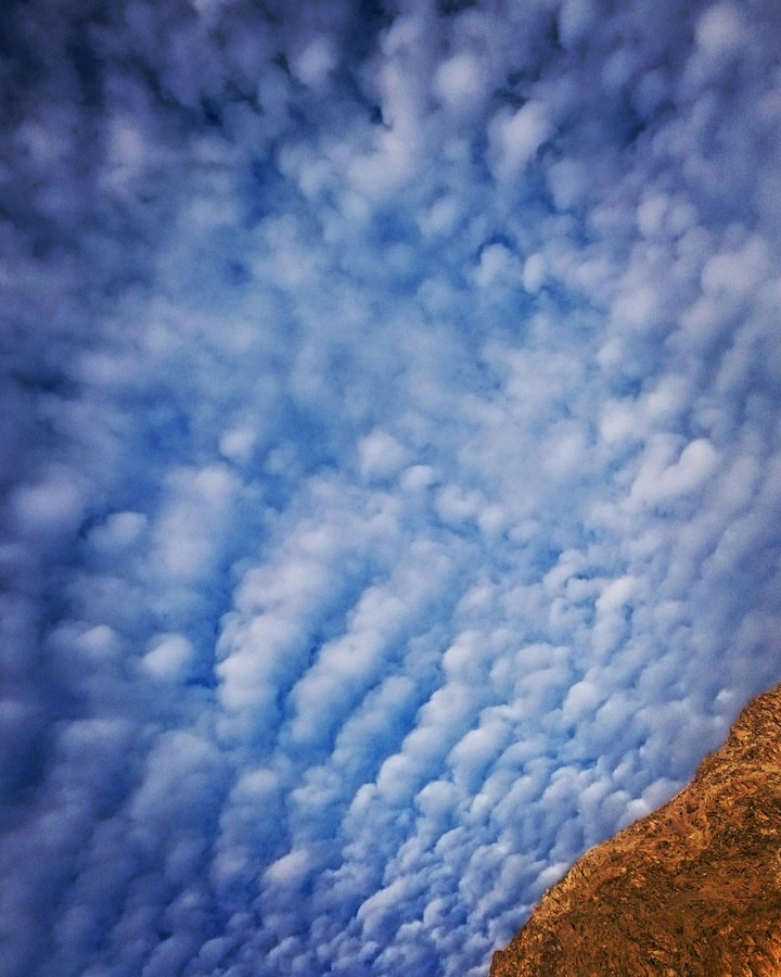 Wavy clouds