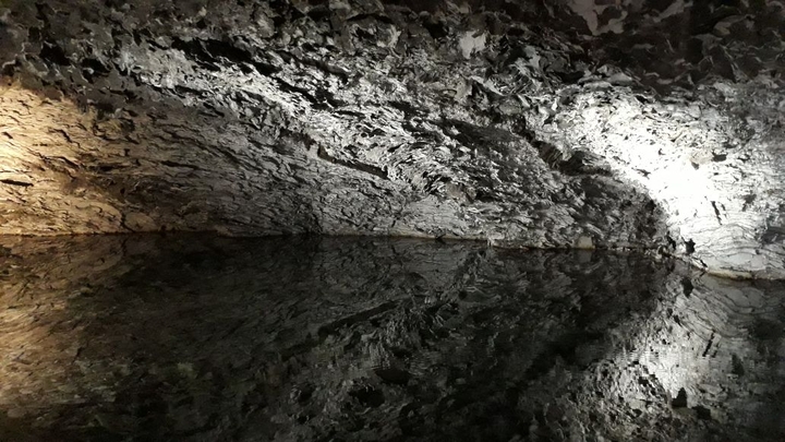 cave