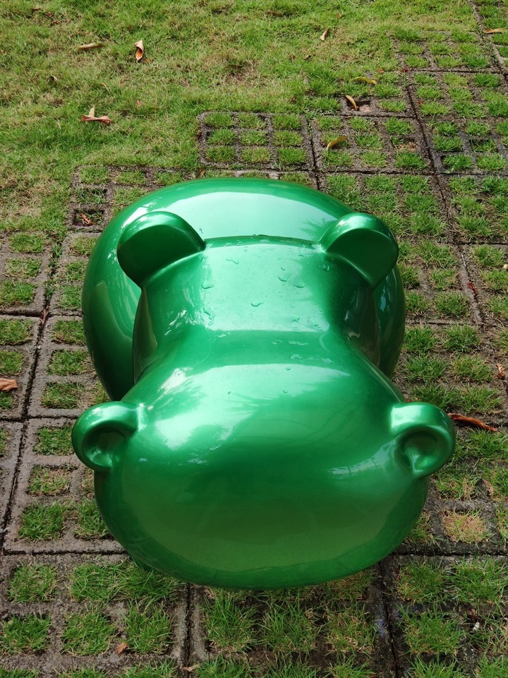 green hippo