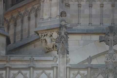 Cathedral Barcelona || Details.