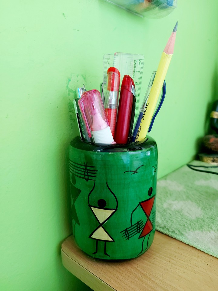 pen stand