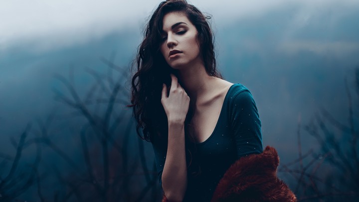 black hair girl