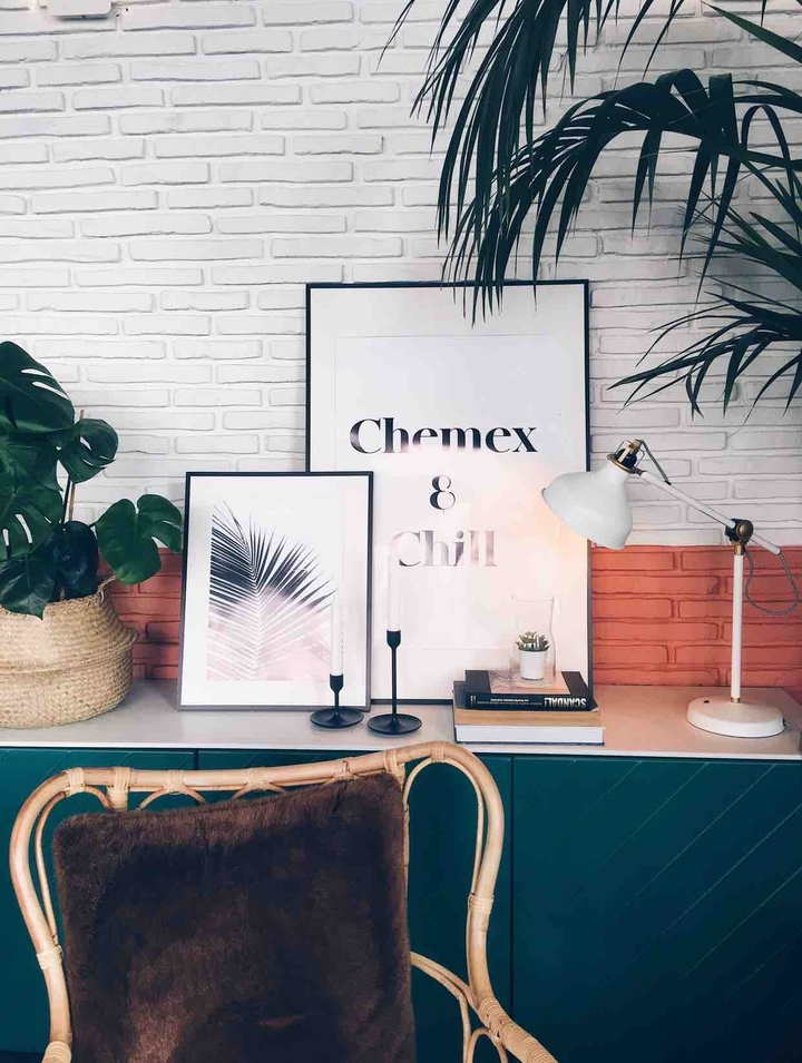 Chilling corner