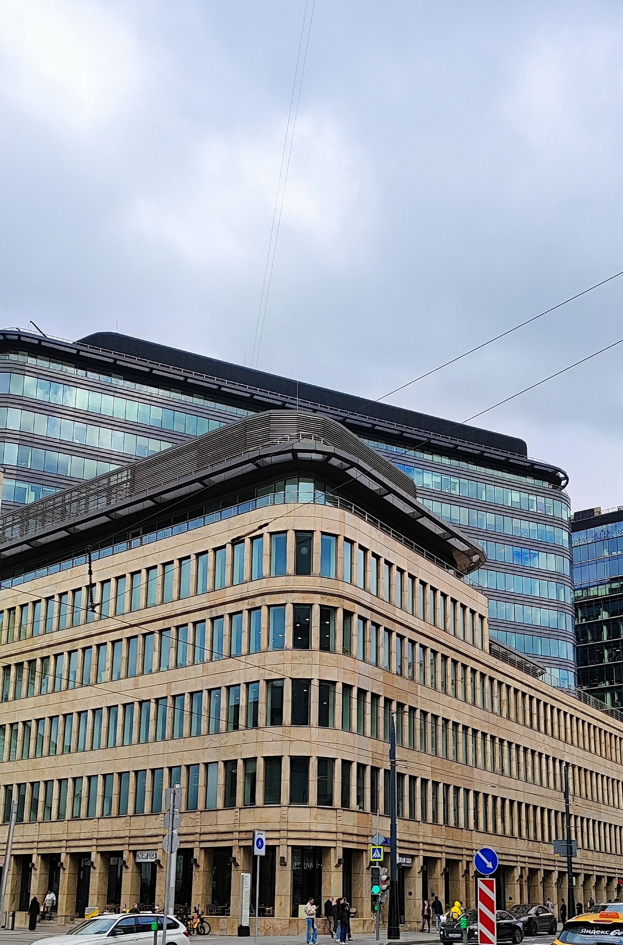 Urban_area, Metropolitan_area, Commercial_building