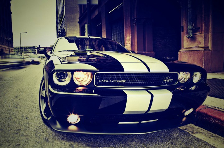 Dodge Challenger SRT8