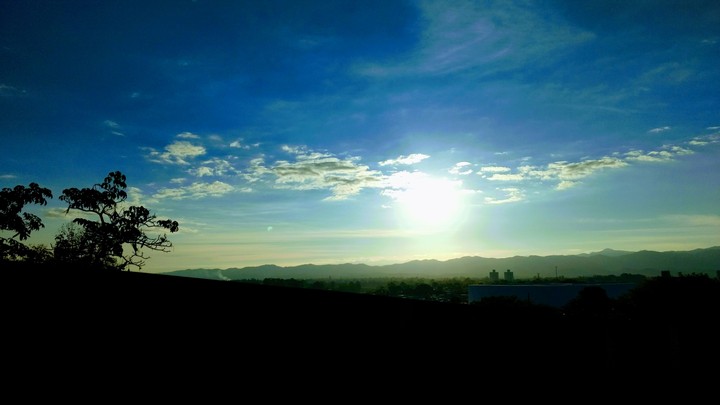 ao entardecer