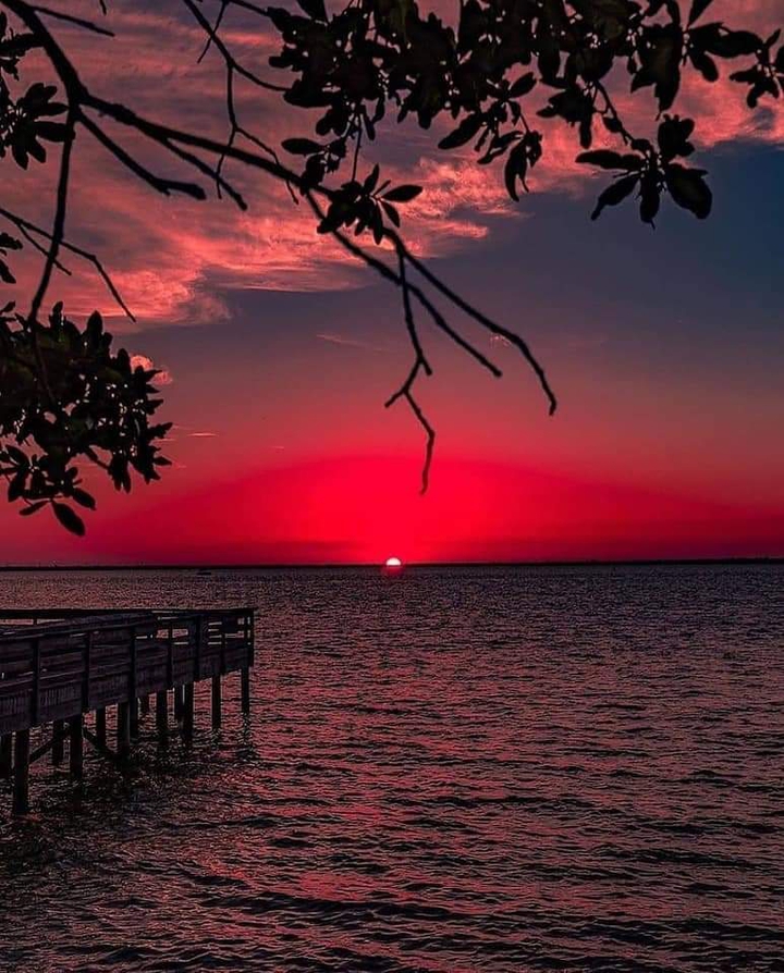 Don't Let The Sun Go Down On Me