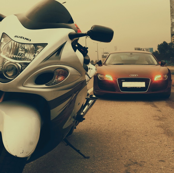 hayabusa and r8