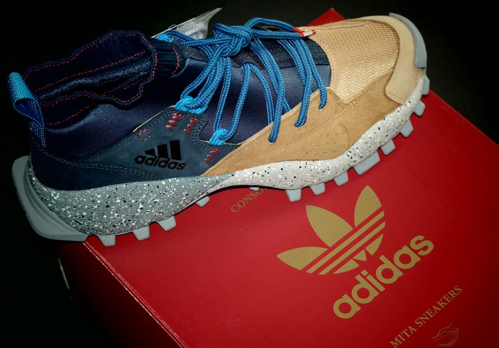 Adidas Mita