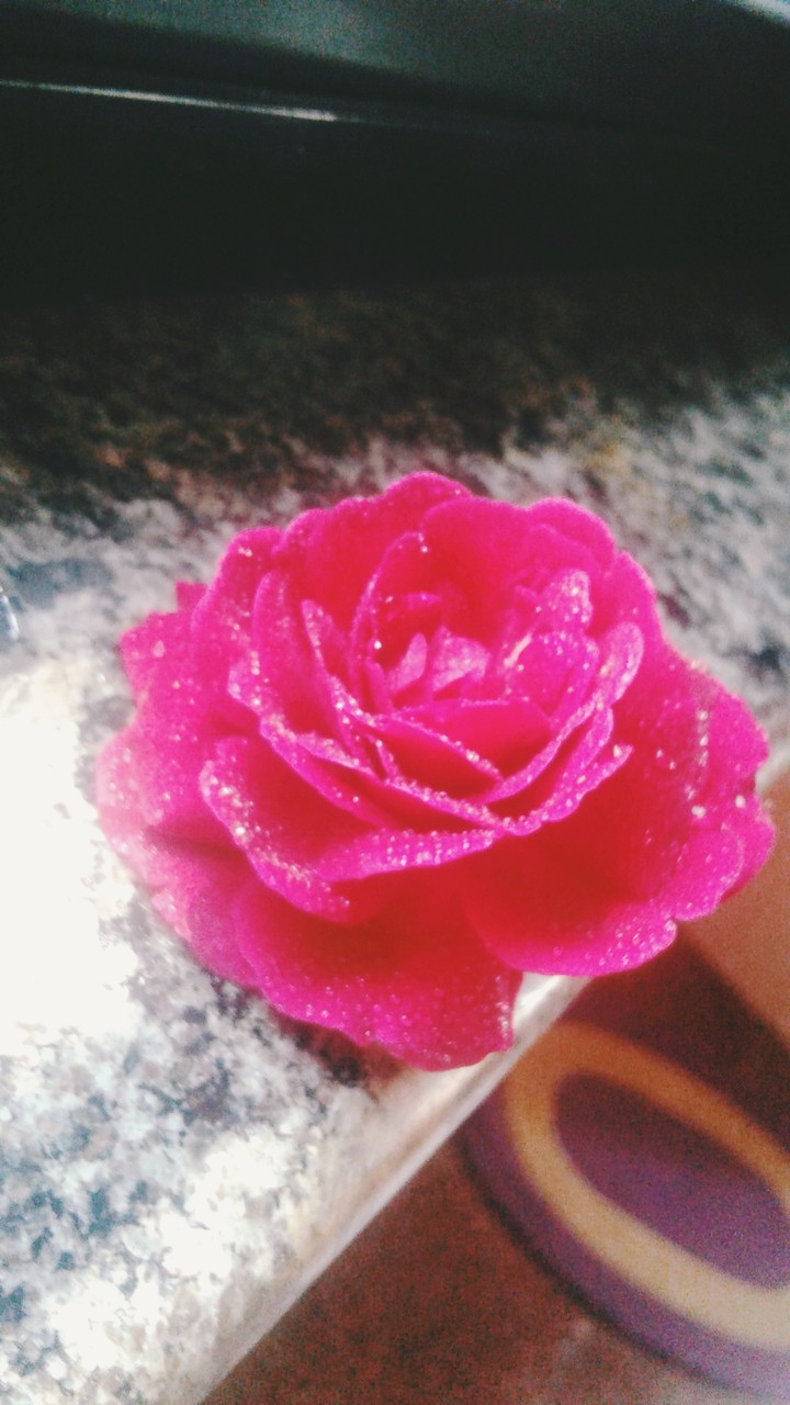 Rose ?