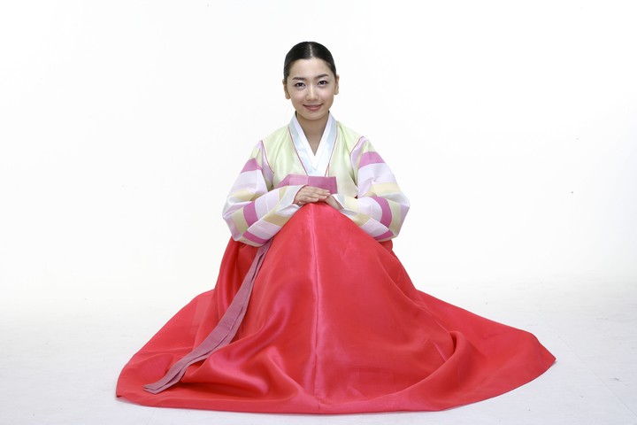 Couple in Korean Dress