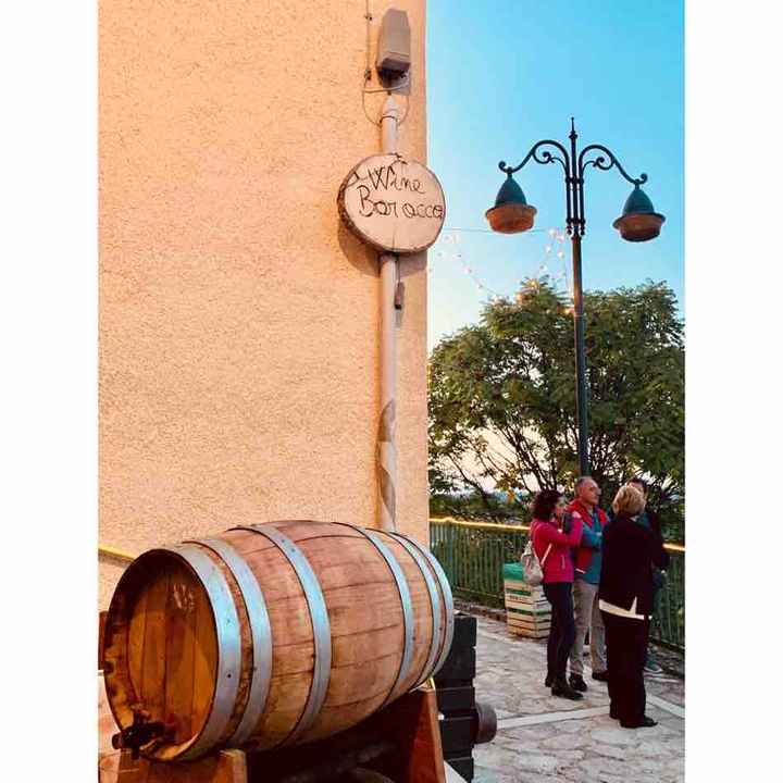 WINE
