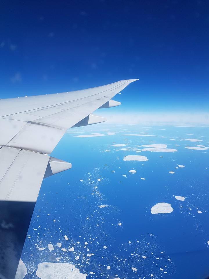 Flight over greenland