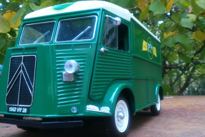 Citroën hy perrier