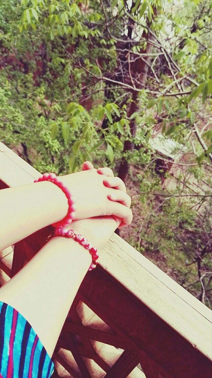 hands