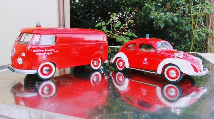 vw combi & vw beetle fire engine