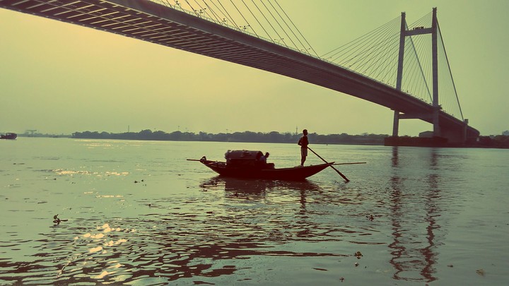 Nouka R Majhi
